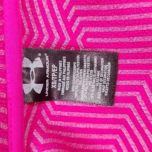 UNDER ARMOUR MAGENTA LIGHT JACKET SIZE XS - Picture 5 of 7